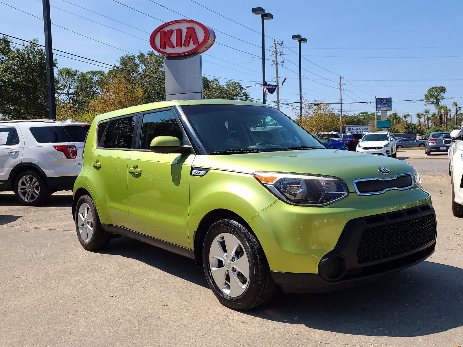 Pre-Owned 2015 Kia Soul Base Hatchback for Sale #TF7810578 | Kia Fort ...